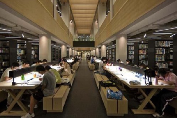 2019年成都經濟技術學校招生錄取分數線