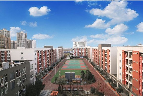 中國五冶大學(xué)校園一角