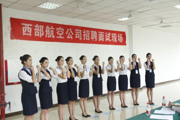 職校學什么專業好 女生