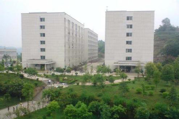 廣安職業學校怎么樣