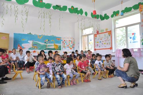 成都幼師的工資高嗎